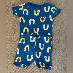 Old navy rainbow pajamas. Size 4T